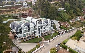 Quatro Estacoes Hospeda- Star 103 Conforto e Elegancia na melhor localizaçao de Campos do Jordao